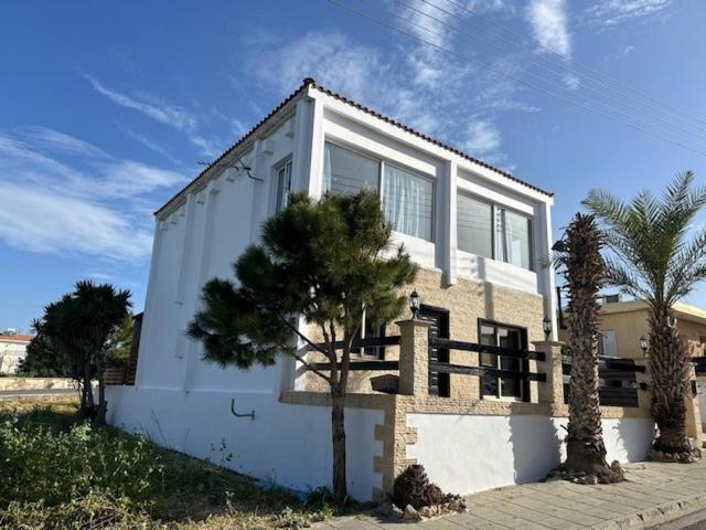 Villa Nikitas Konia ภายนอก รูปภาพ